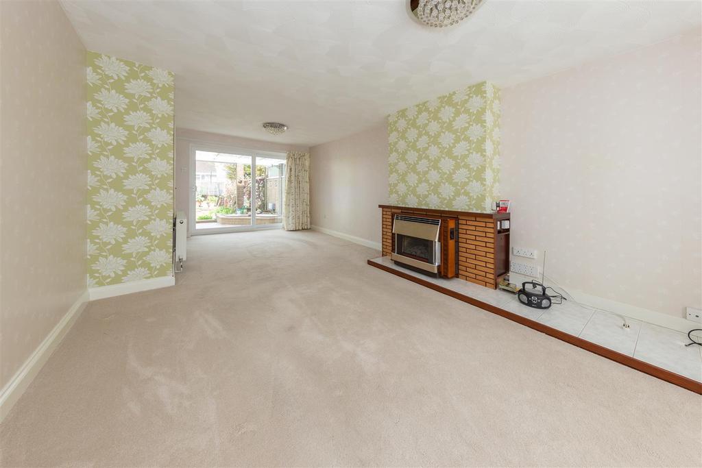 Lockington Crescent, Dunstable... 3 bed semidetached house £400,000