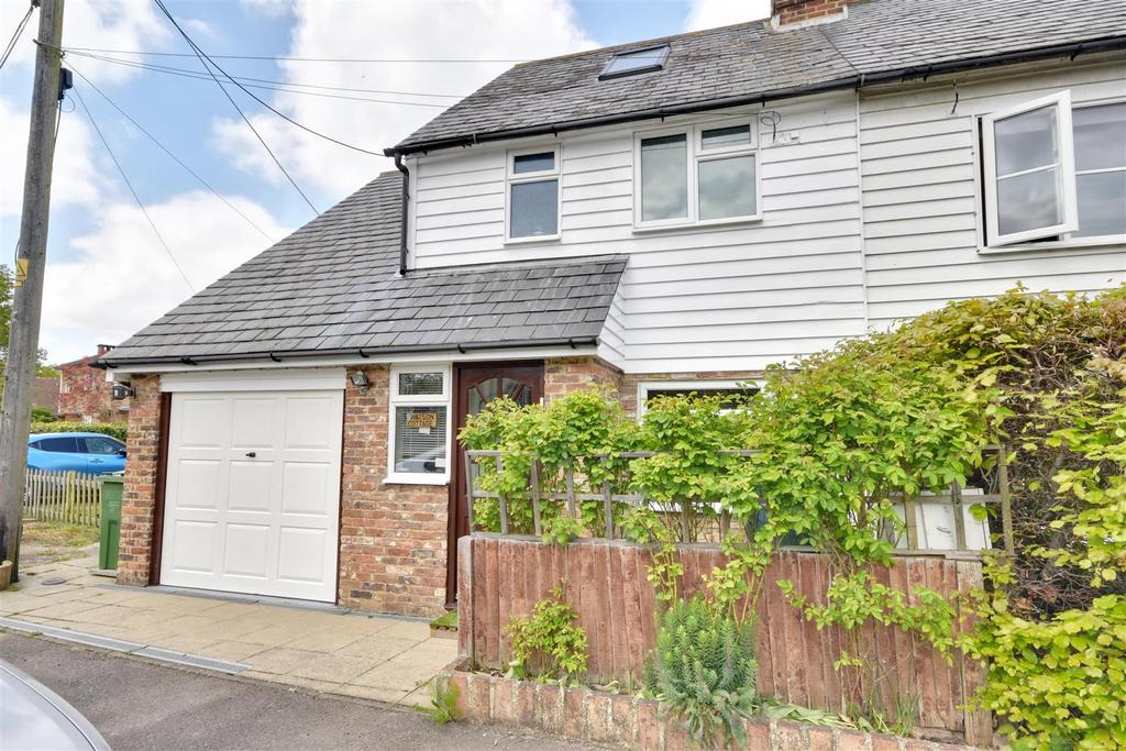 Brookland, Romney Marsh 3 bed semidetached house £374,950