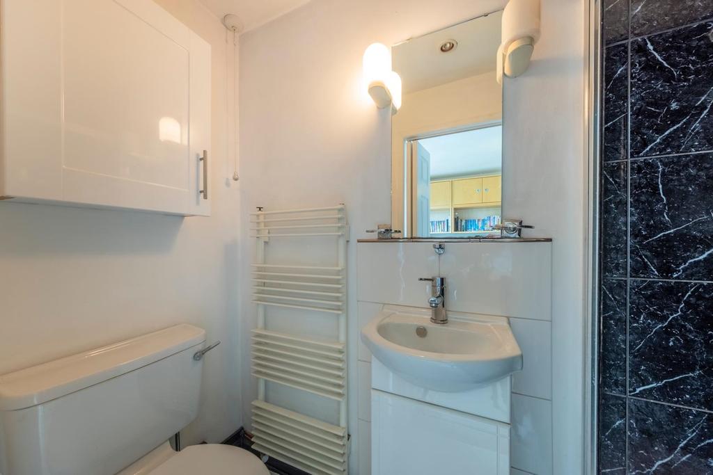 26 Edgewell Lane-015.JPG