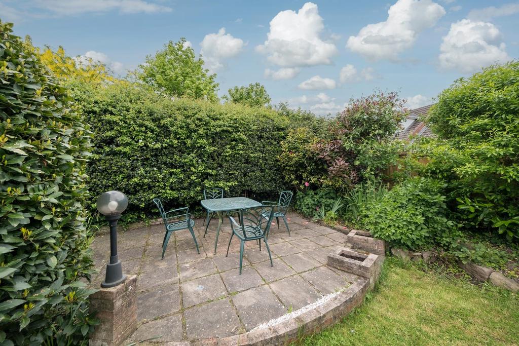 26 Edgewell Lane-023.JPG