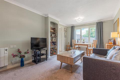 2 bedroom retirement property for sale - Acorn Drive, Wokingham, Berkshire, RG40 1EQ
