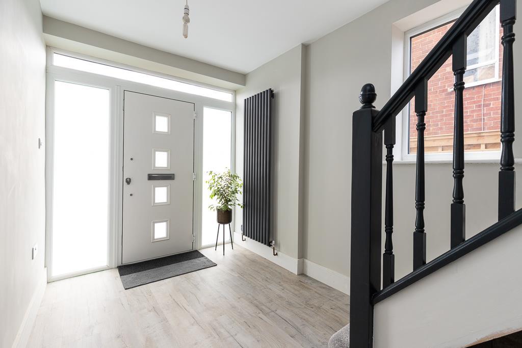 Eton Drive, Scunthorpe 3 bed detached house £235,000