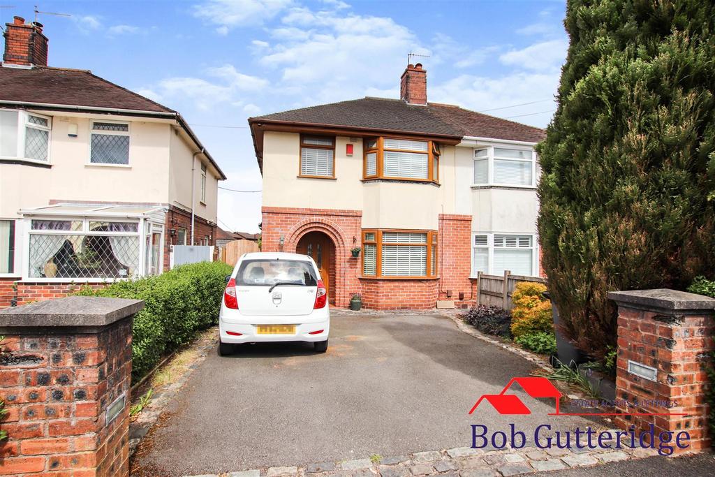 Templar Crescent, Porthill, Newcastle 4 bed semidetached house for