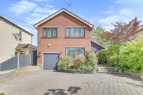 4 bedroom detached house for sale - Eastwood Road, Rayleigh, SS6