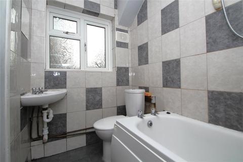 8 Dilhorne Close, London, SE12 0BL