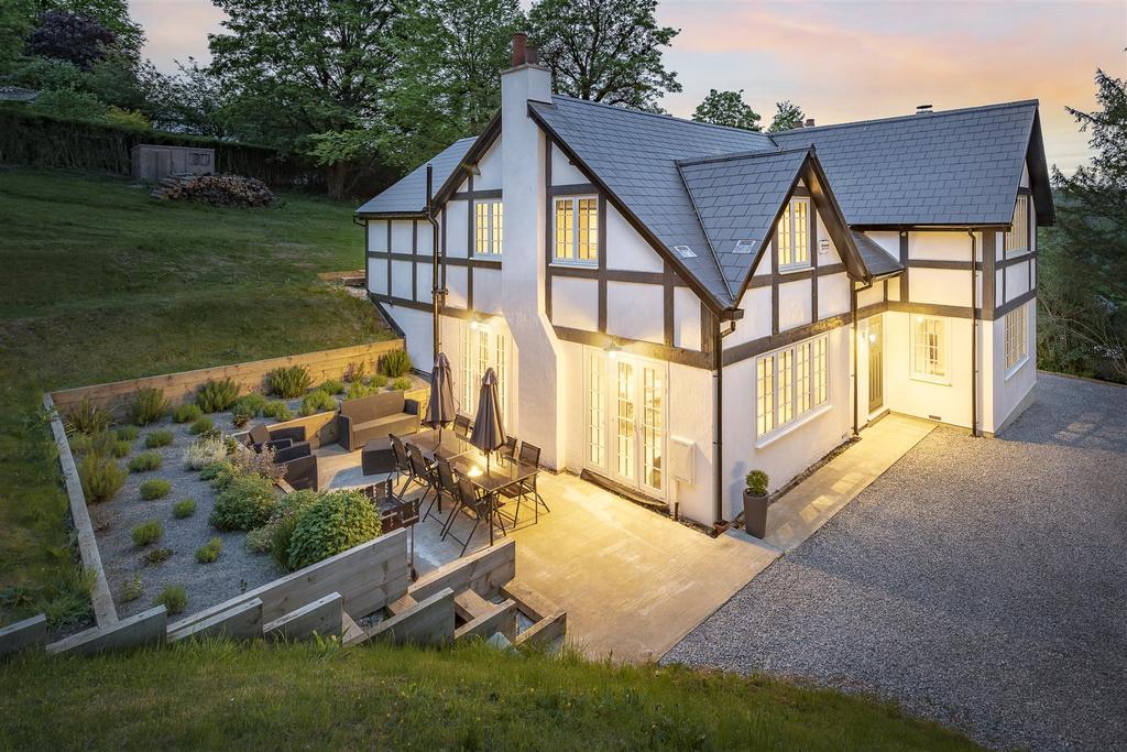 Weald Way, Caterham 5 bed house £1,350,000