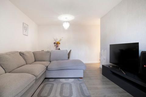 2 bedroom flat for sale - Duchess Court, Welwyn Garden City AL7 4FP