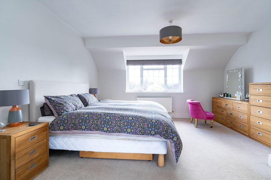 Bedroom 1 (Double)
