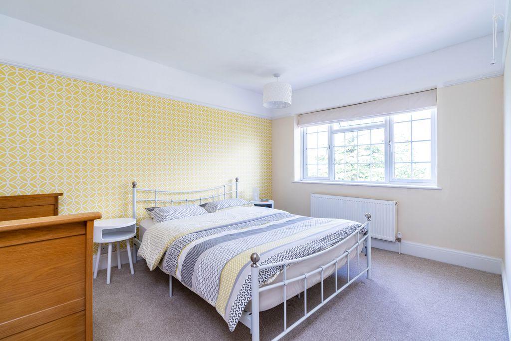 Bedroom 3 (Double)