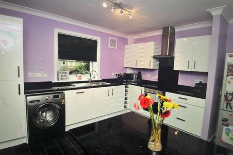 3 bedroom flat to rent - Buchan Road, Troon, South Ayrshire, KA10