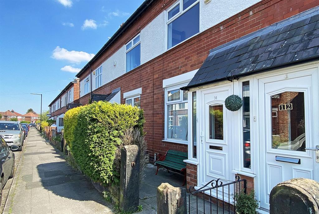 St Andrews Avenue, Timperley 2 bed terraced house for sale £300,000