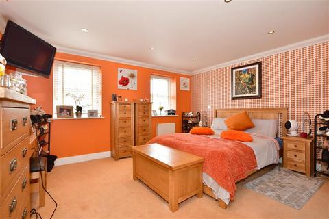 3 bedroom terraced house for sale - Sylvan Road, Wanstead
