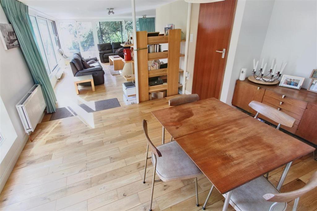 Living / Dining Room