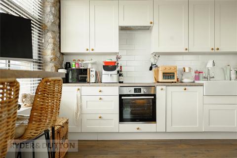 2 bedroom apartment for sale, Victoria Street, Glossop, Derbyshire, SK13