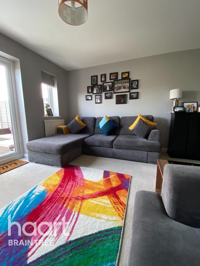 Bamboo Crescent, Braintree 2 bed terraced house £310,000