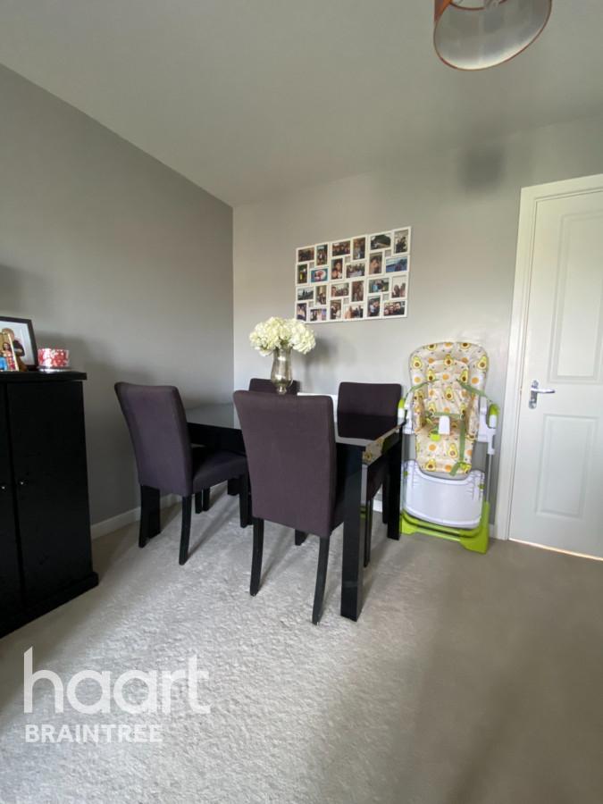 Bamboo Crescent, Braintree 2 bed terraced house £310,000