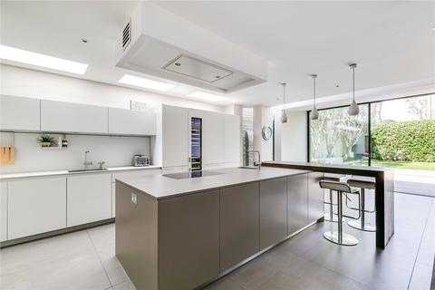 32 Cloncurry Street, London, SW6 6DS