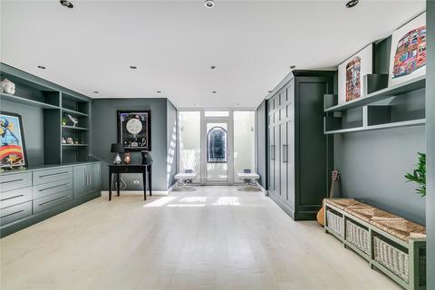 32 Cloncurry Street, London, SW6 6DS
