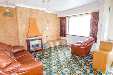 2 bedroom bungalow for sale - Glendale Road, Shiremoor, Newcastle upon Tyne, Tyne and Wear, NE27 0UD