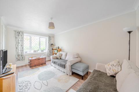 8 Brunel Close, Micheldever Station, Winchester, SO21 3BX