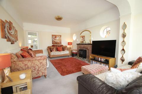 59 Warren Road, Orpington, BR6 6JF