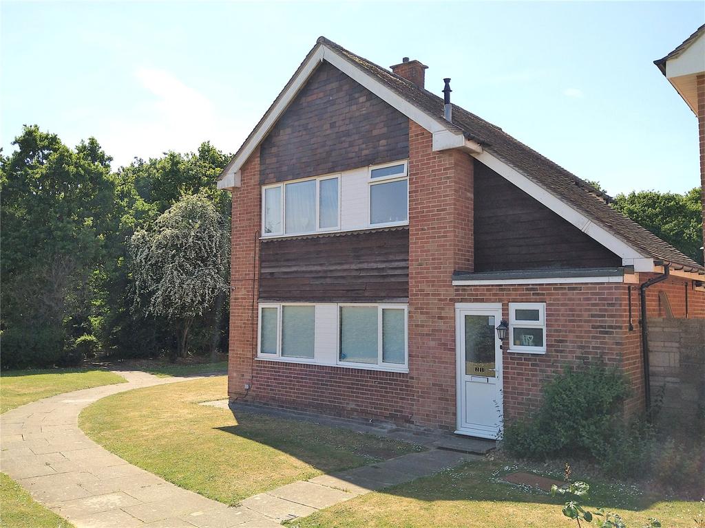 Hamilton Grove, Peel Common, Gosport... 4 bed detached house £390,000