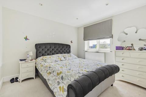 1 Beaumont Green, Sutton, Witney, OX29 5AA
