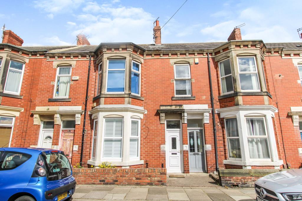 Whitefield Terrace, Heaton, Newcastle... 3 bed flat £138,000