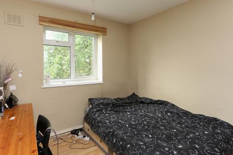 3 bedroom flat to rent - Kingswood House Kingsnympton Park,  Kingston Upon Thames, KT2