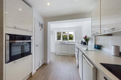 5 Albemarle Road, Churchdown, Gloucester, GL3 2HH