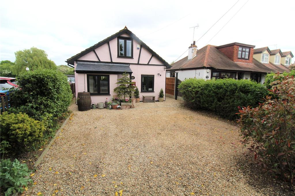 Canewdon Road, Rochford, Essex, SS4 2 bed detached house for sale £