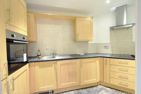 2 bedroom flat to rent, Thwaite Street, Cottingham, HU16