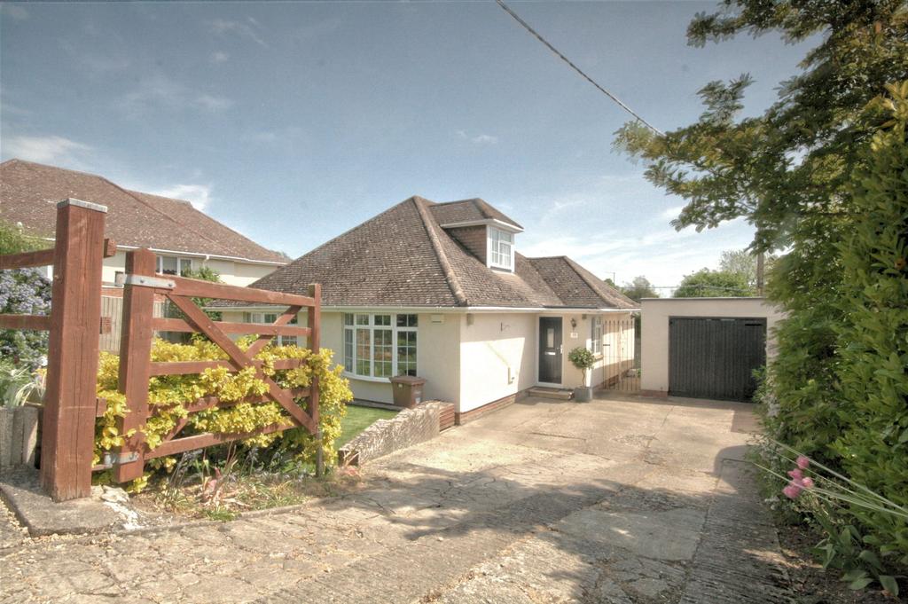 Blenheim Way, Horspath, OX33 5 bed detached house for sale £650,000