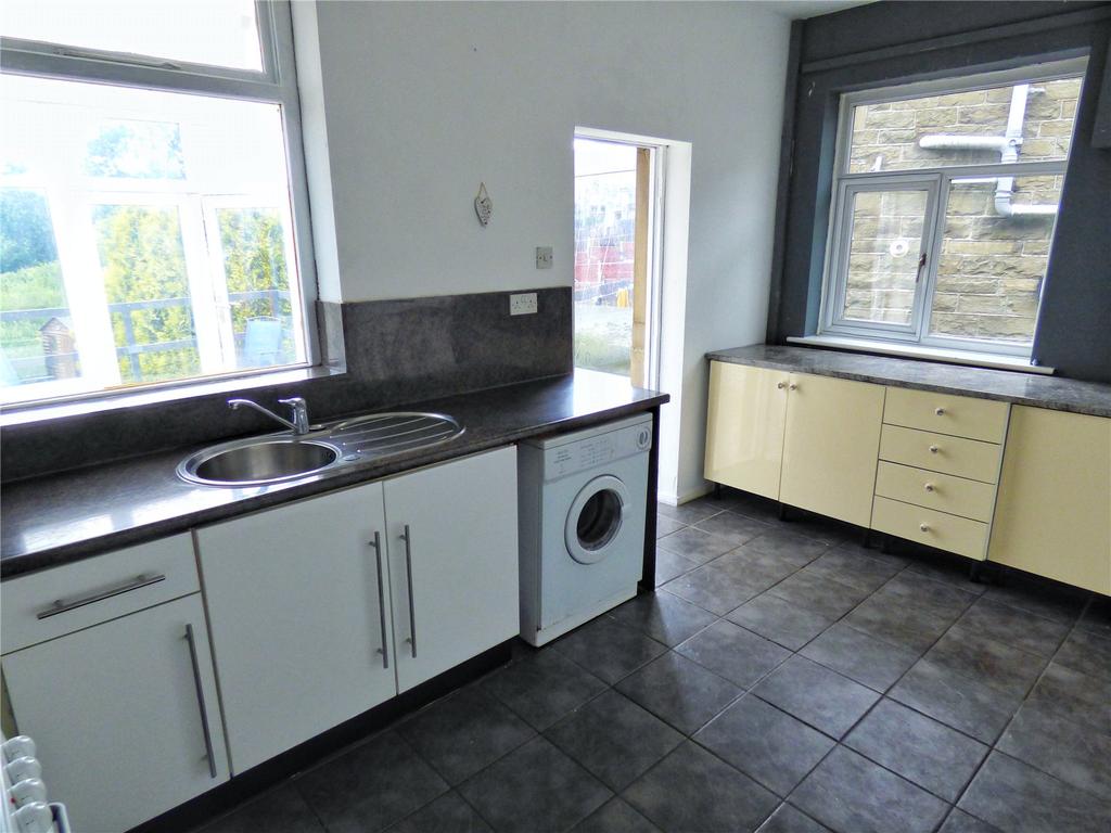 Kitchen: