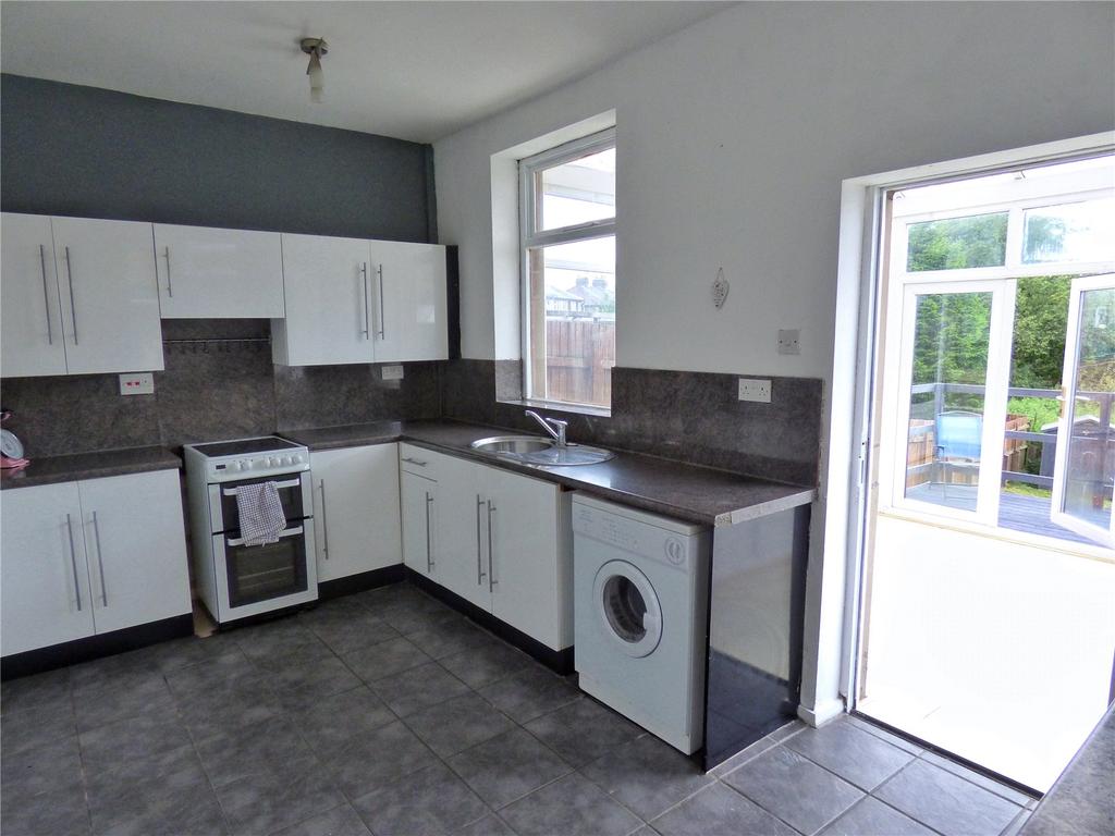 Kitchen: