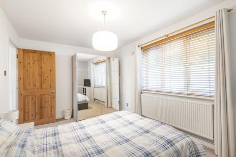 Flat 3, 31 Central Hill, London, SE19 1BW