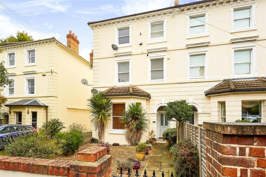 Eardley Road, Sevenoaks, Kent, TN13 2 bed apartment £1,650 pcm (£381 pw)