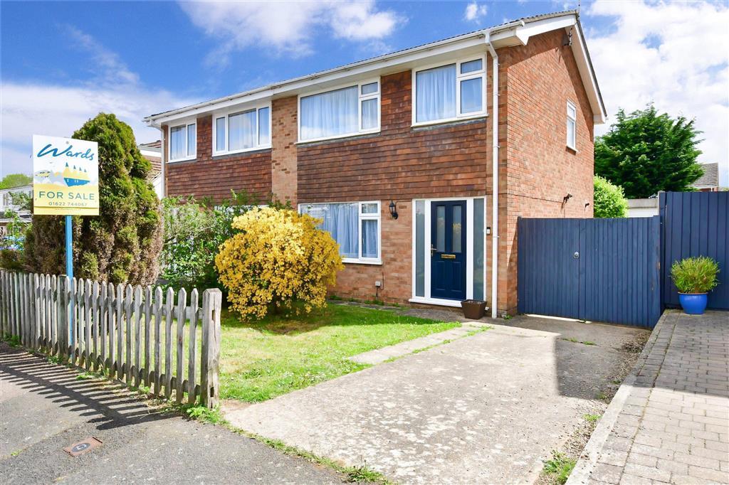Chestnut Drive, Coxheath, Maidstone... 3 bed semidetached house £360,000