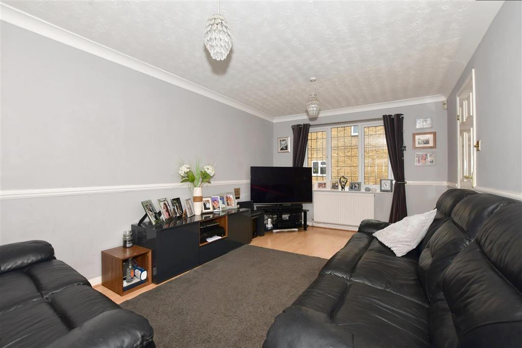 Claydon Drive, Croydon, Surrey 3 bed detached house £635,000