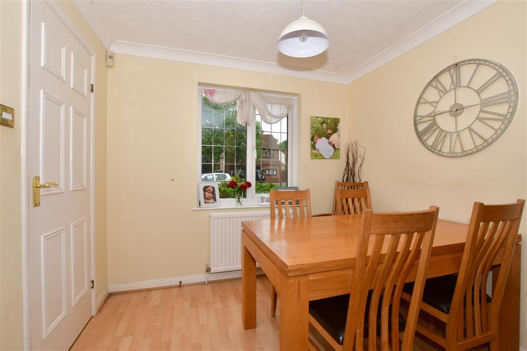 Kitchen / Breakfast Room