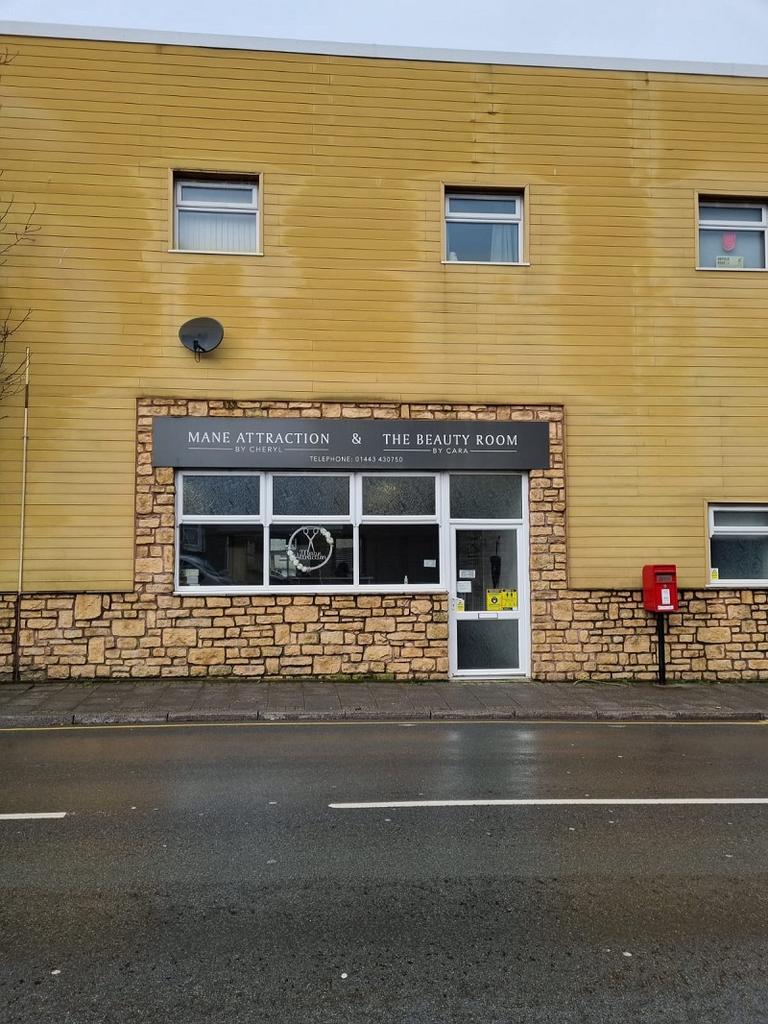 Church Road, Pentre, Rhondda, Cynon, Taff. CF41 7EA Shop to rent £795