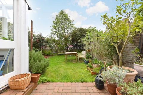 17 Kenilworth Road, London, W5 5PB