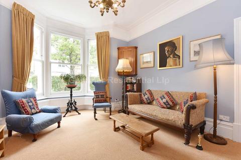17 Kenilworth Road, London, W5 5PB