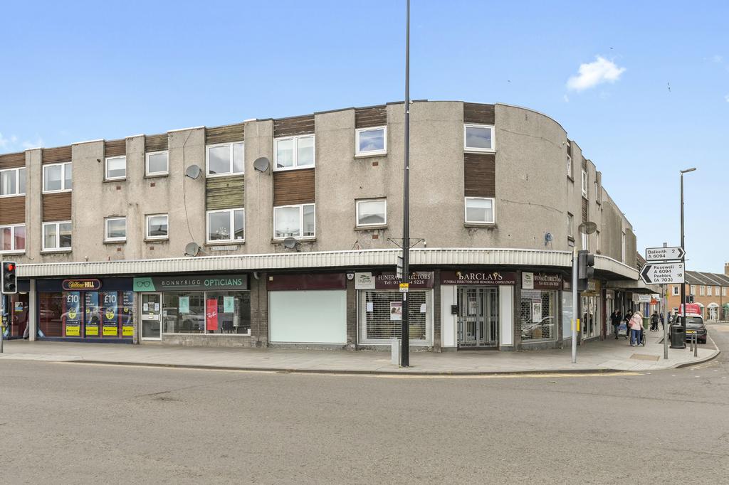 25 Polton Street, Bonnyrigg... 1 bed flat £115,000