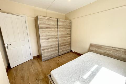 1 bedroom flat to rent, Lawrence Avenue, London E17