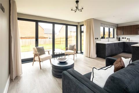 4 bedroom detached house for sale - Boughton Hill Gardens, Harborough Road North, Northampton, Northamptonshire, NN2