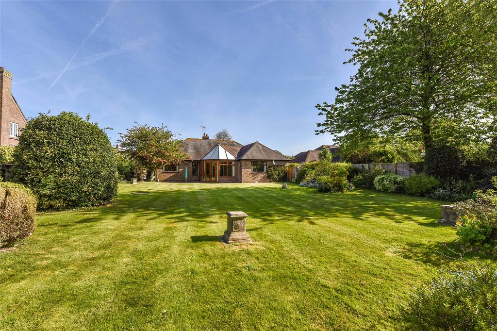 Dukes Meadow, Funtington, Chichester, West Sussex, PO18 3 bed bungalow