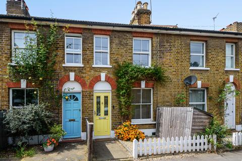 29 Watts Lane, Teddington, TW11 8HQ