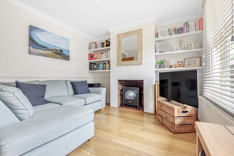 29 Watts Lane, Teddington, TW11 8HQ