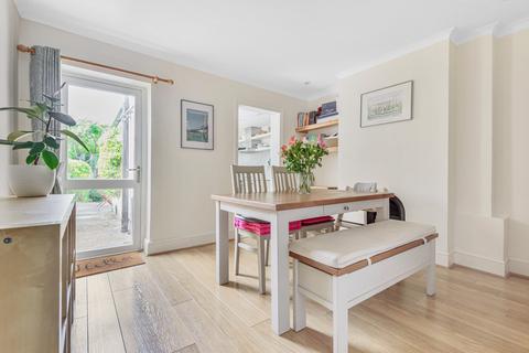 29 Watts Lane, Teddington, TW11 8HQ